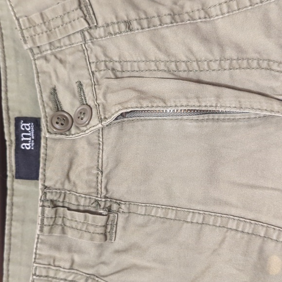 A.N.A army green Capri pants size 12 - Picture 2 of 5